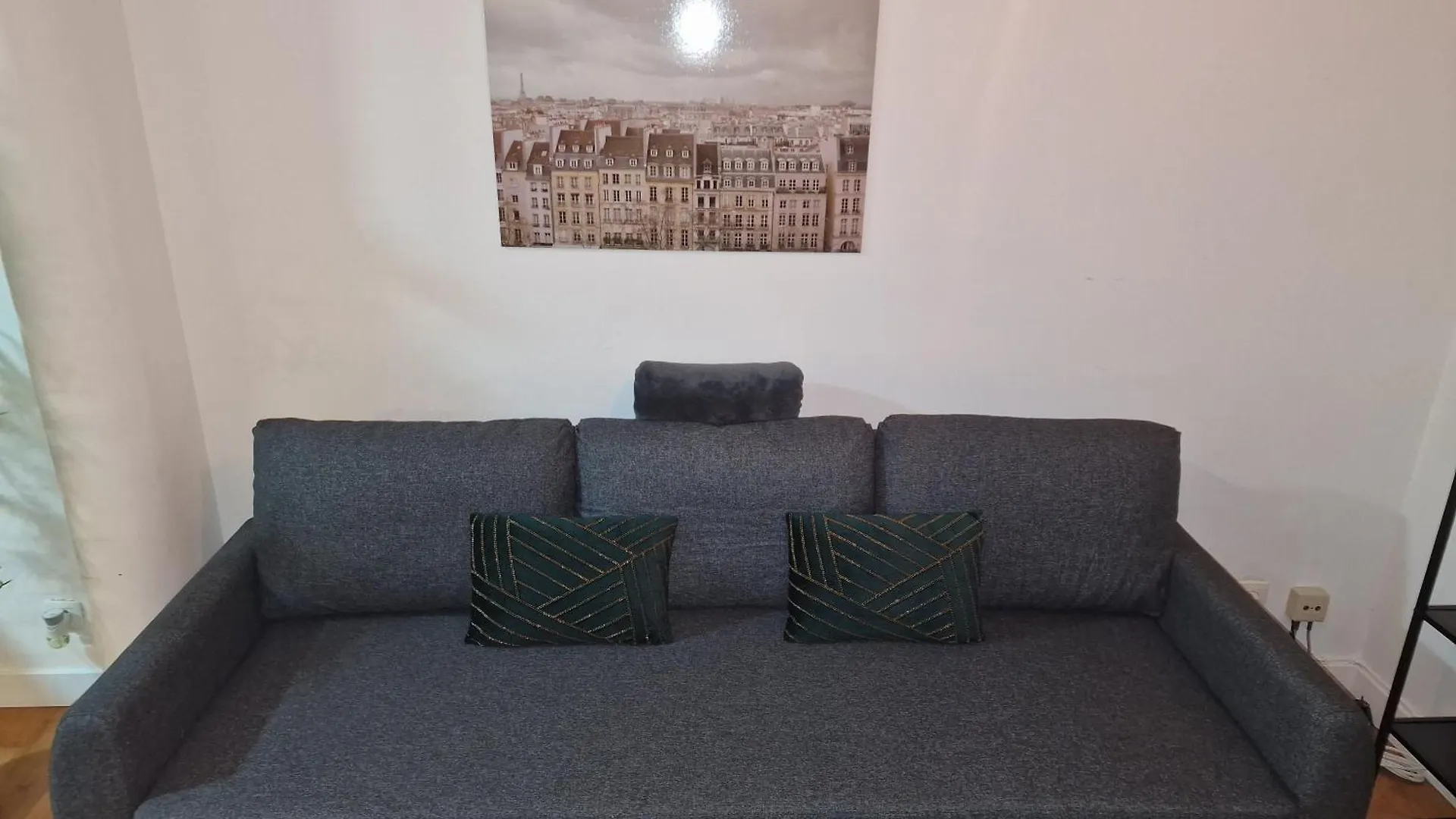 Lovely & Modern Apartment In The Heart Of أنتويرب